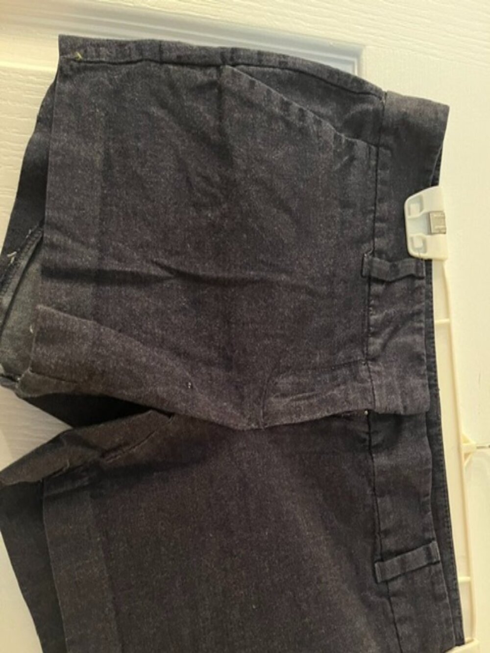 Ann Taylor Factory Dark Gray Tailored Shorts – Size 0